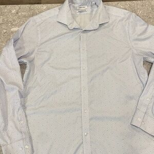 Calvin Klein Men's Light Blue Patterned Dress Shirt